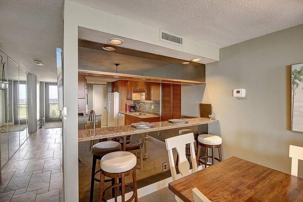 Sunrises And Ocean Views In This 2 Bedroom 2 Bath Port Aransas Exterior foto